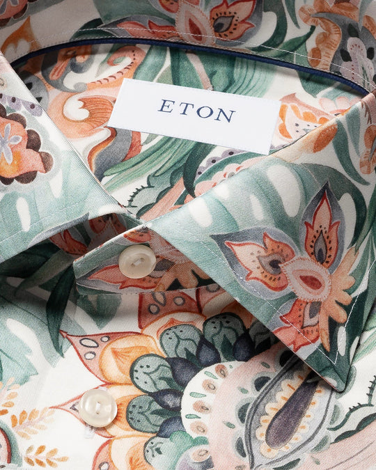 Multiprintet Eton herreskjorte med storer Papegøjer og cut-away krave