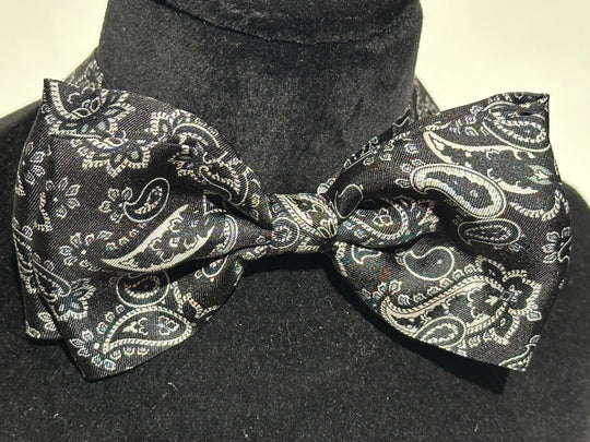 Sort med Hvid Paisley