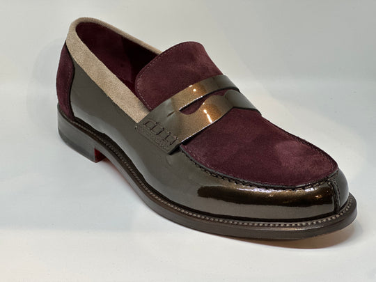 Flerfarvet Pennyloafer med ruskind og lak detaljer