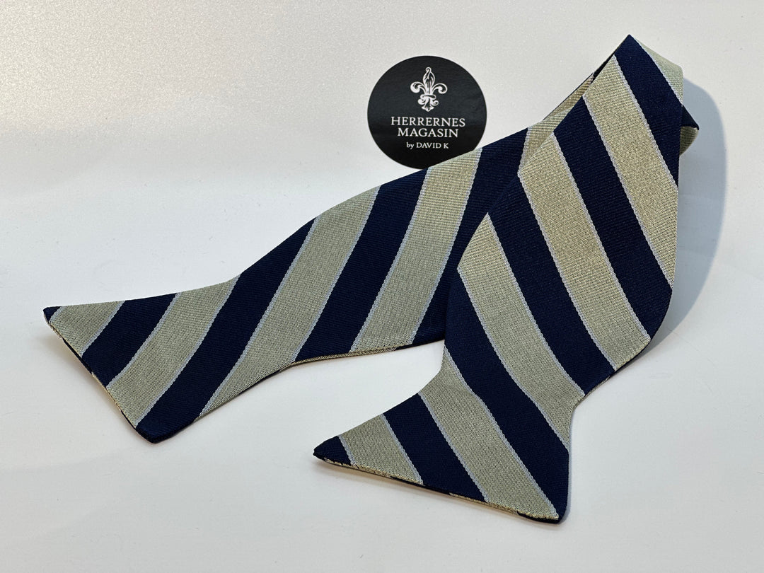 Butterfly selvbinder Guld og navy bredstribet