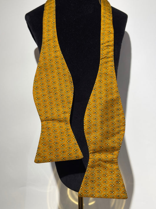 Gulorange med Fleur de Lis