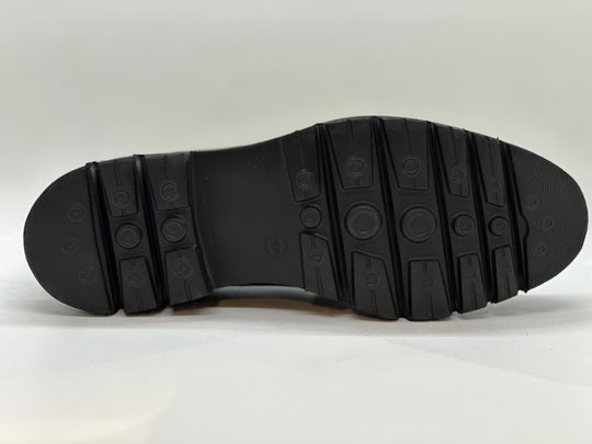 Grøn og brun loafer i ruskind med chunky bund og messingspænde og tassels