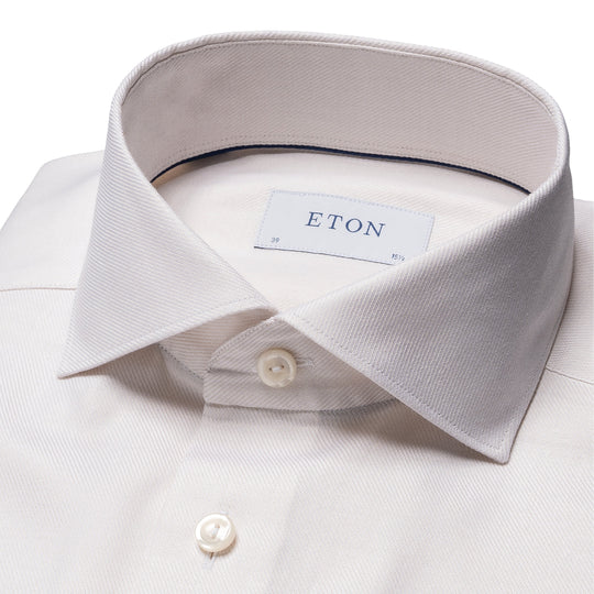 Off-White Herreskjorte med struktur og Cutaway krave