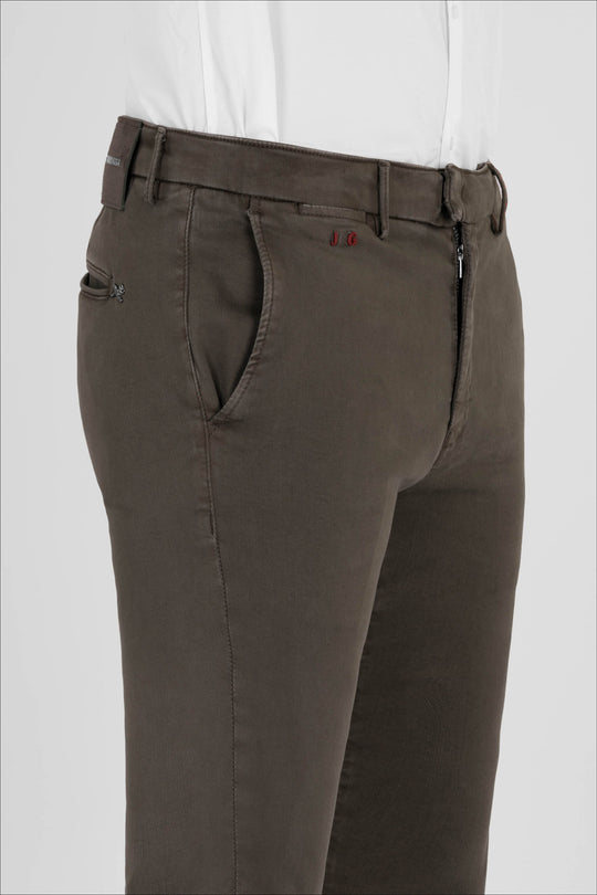 Chinos LUIS Regular fit i farven: COFFEE