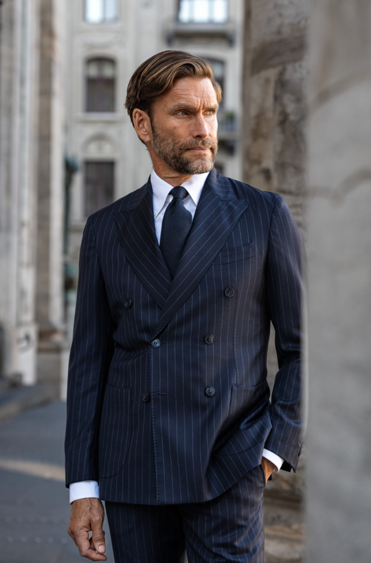 Suit CRYSUS DB. - Navy med striber