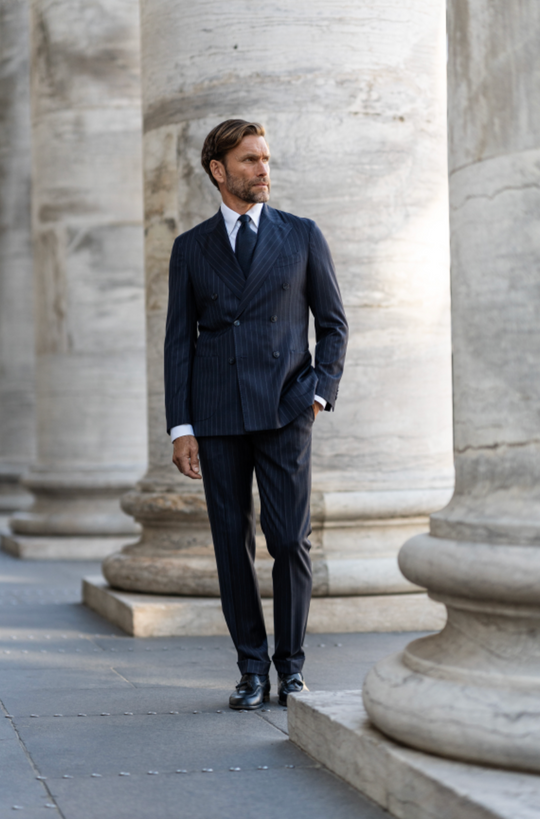 Suit CRYSUS DB. - Navy med striber