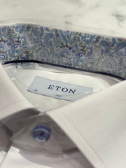 Hvid Eton herreskjorte Skjorte med kontrast i krave og manchetter