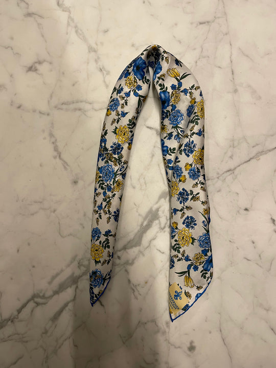 charmeklud Blomstret - Hvid/Blå