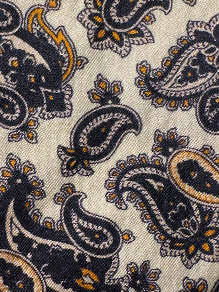 Beige med Sort og orange Paisley