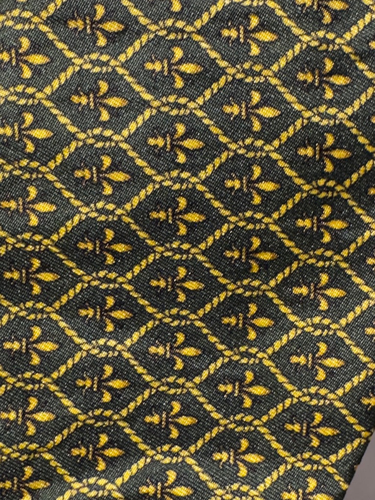 Mørkegrøn med Gylden Fleur de Lis