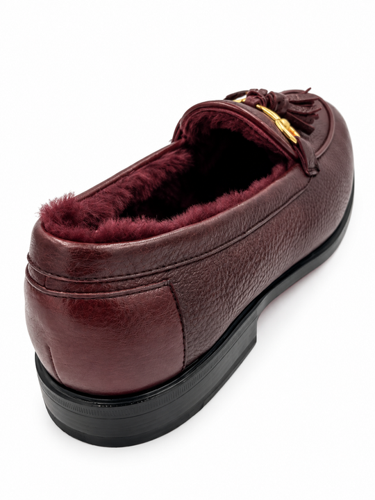 Bordeaux loafer med rulam, guld spænde og tassels - By David K