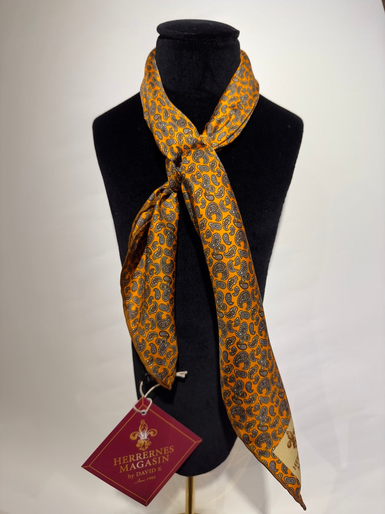 Charm Cloth Orange with Brown Mini Paisley and Brown Edge