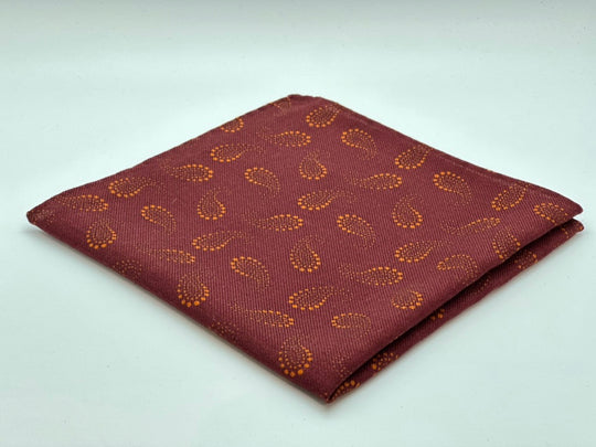 Pocketsquare i rød med orange paisley