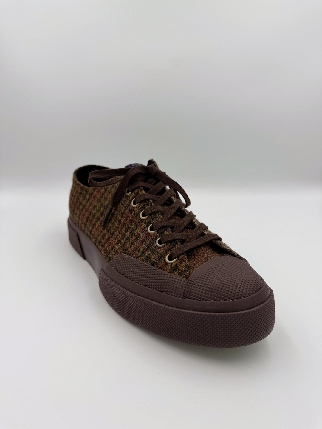 Brun patchwork herrersneaker i uld-tweed med sildebensmønster