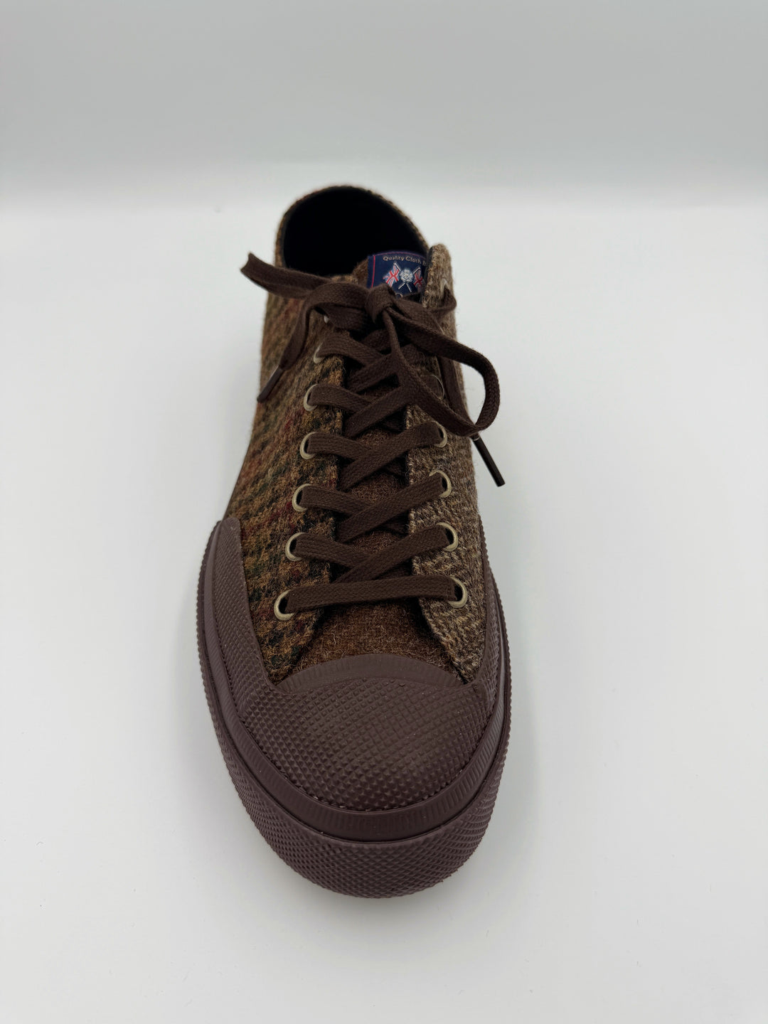 Brun patchwork herrersneaker i uld-tweed med sildebensmønster