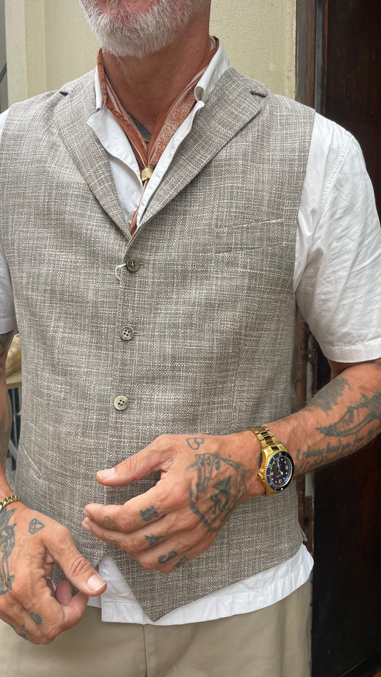 Beige vest i grov bouclè
