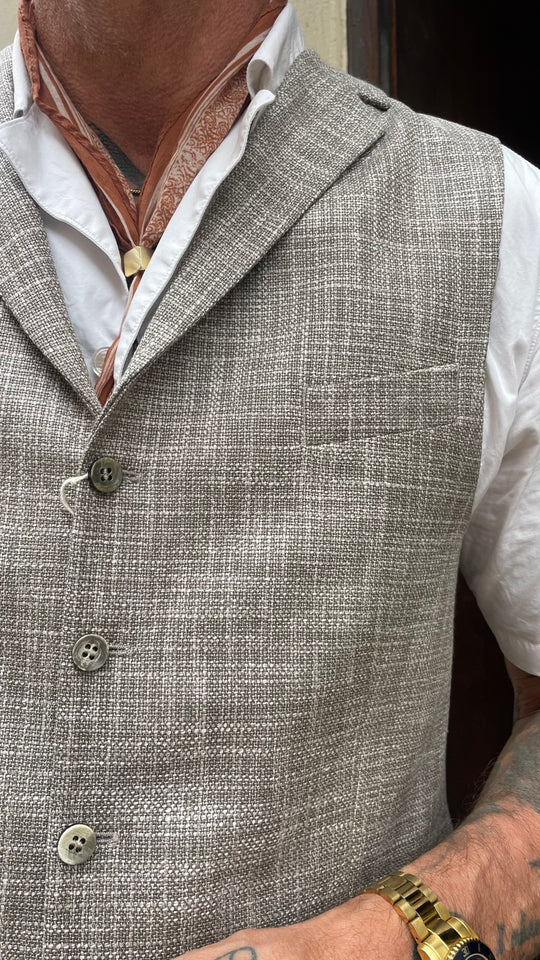 Beige vest i grov bouclè