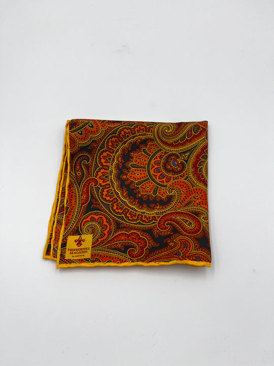 Orange neckertie med paisley mønster