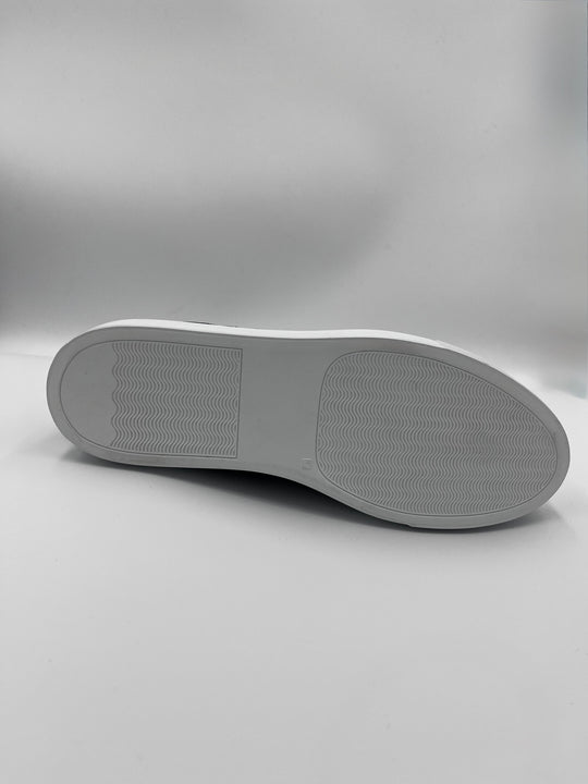 Sort ruskinds sneaker med lak snude - By David K