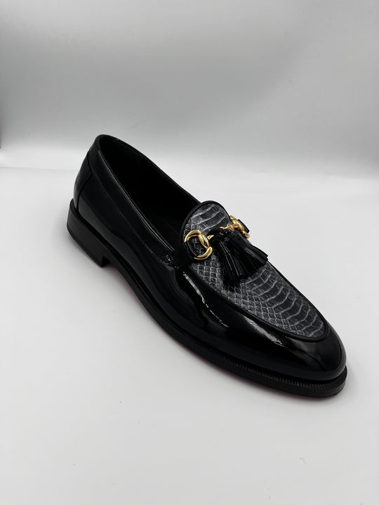 Sort lak loafer med sølv pyton - By David K