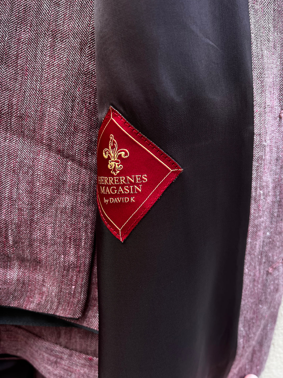 Overshirt suit meleret bordeaux i sildebensmønster – by David K