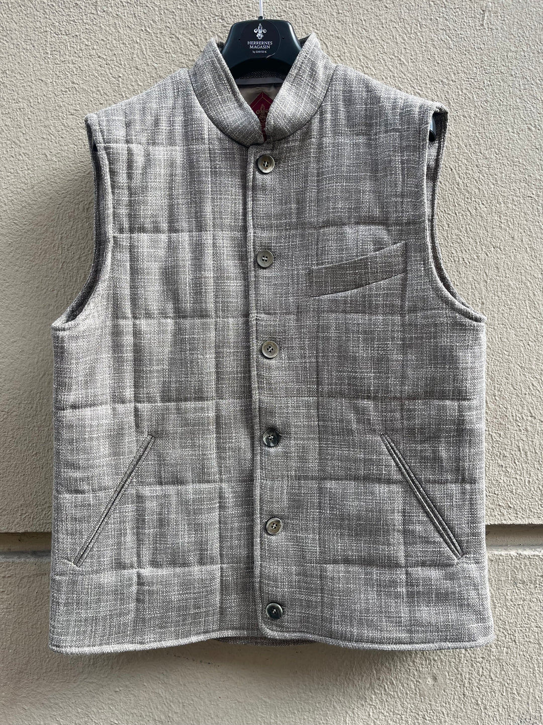 Kviltet outdoorvest, beige bouclé – by David K