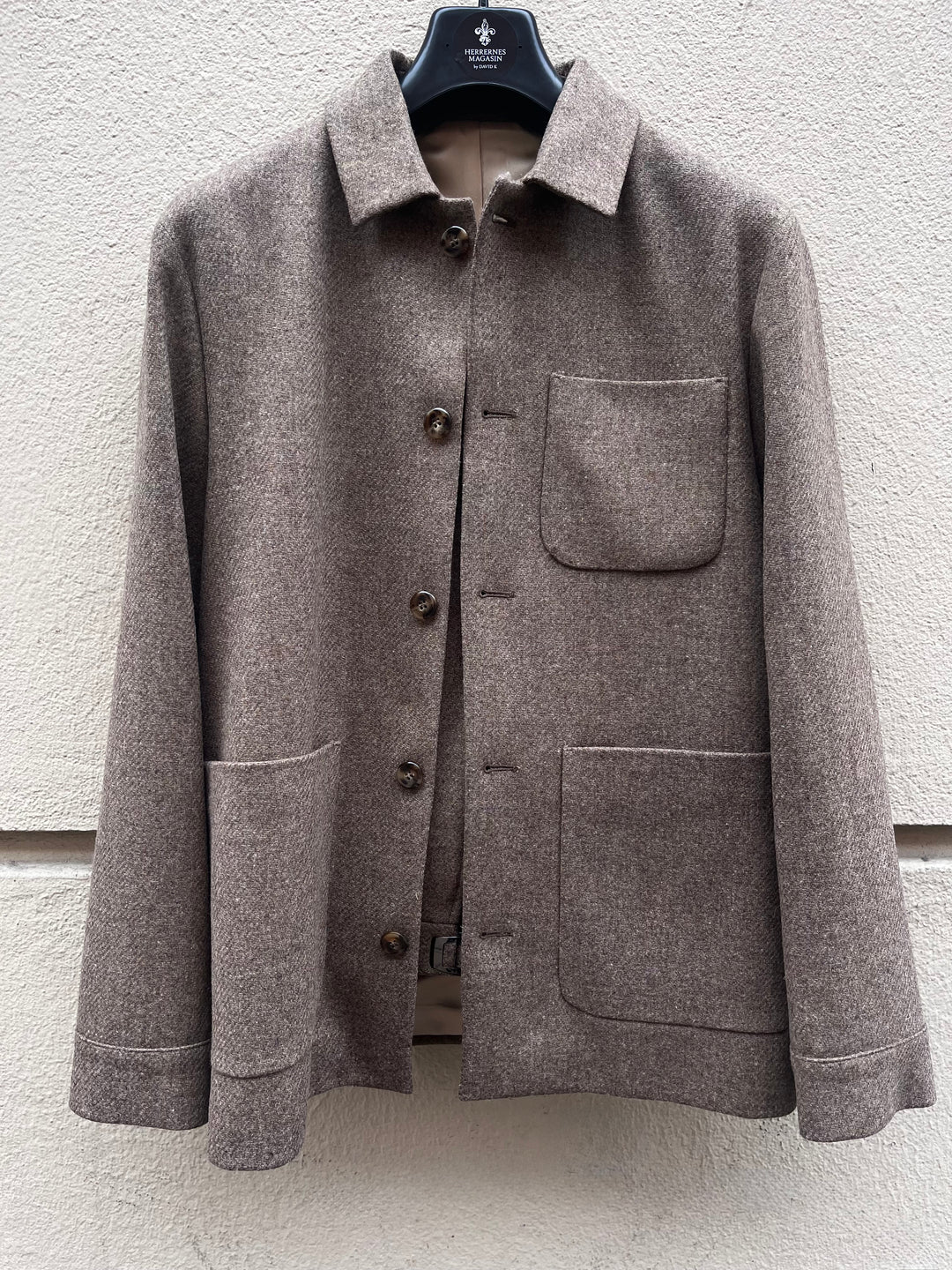 Brun overshirt suit i uld tweed – by David K