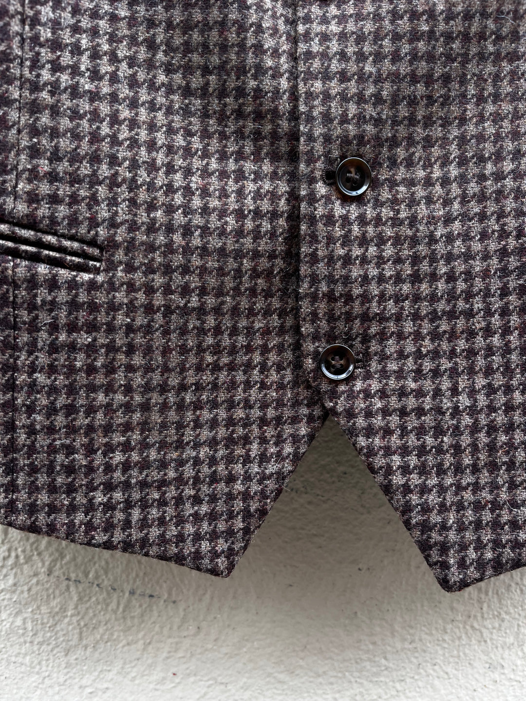 Brun houndstooth tweed vest - notch revers
