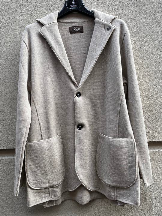 Sand-coloured Italian knit blazer with patch pockets