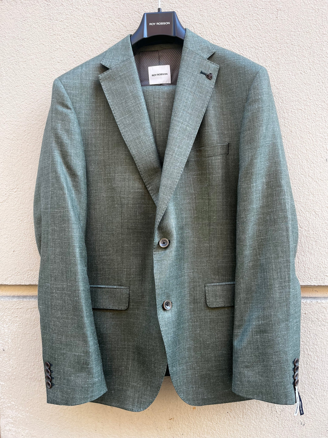 Green men's suit - regular fit