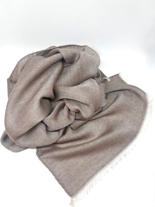 Light brown cashmere scarf - by David K