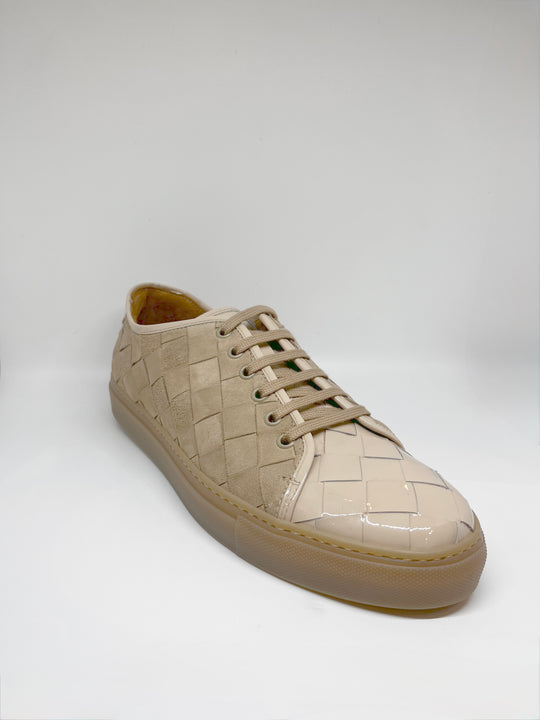 Beige flettede herresneakers i ruskind og lak