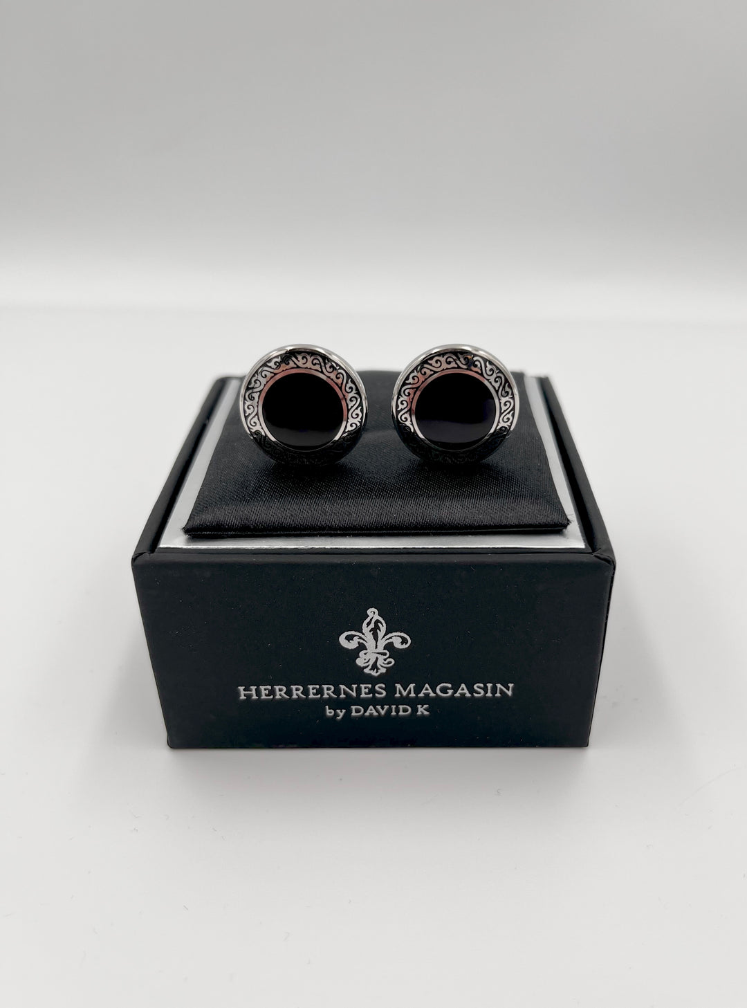 Cufflinks "ROUND BLACK" in silver/black