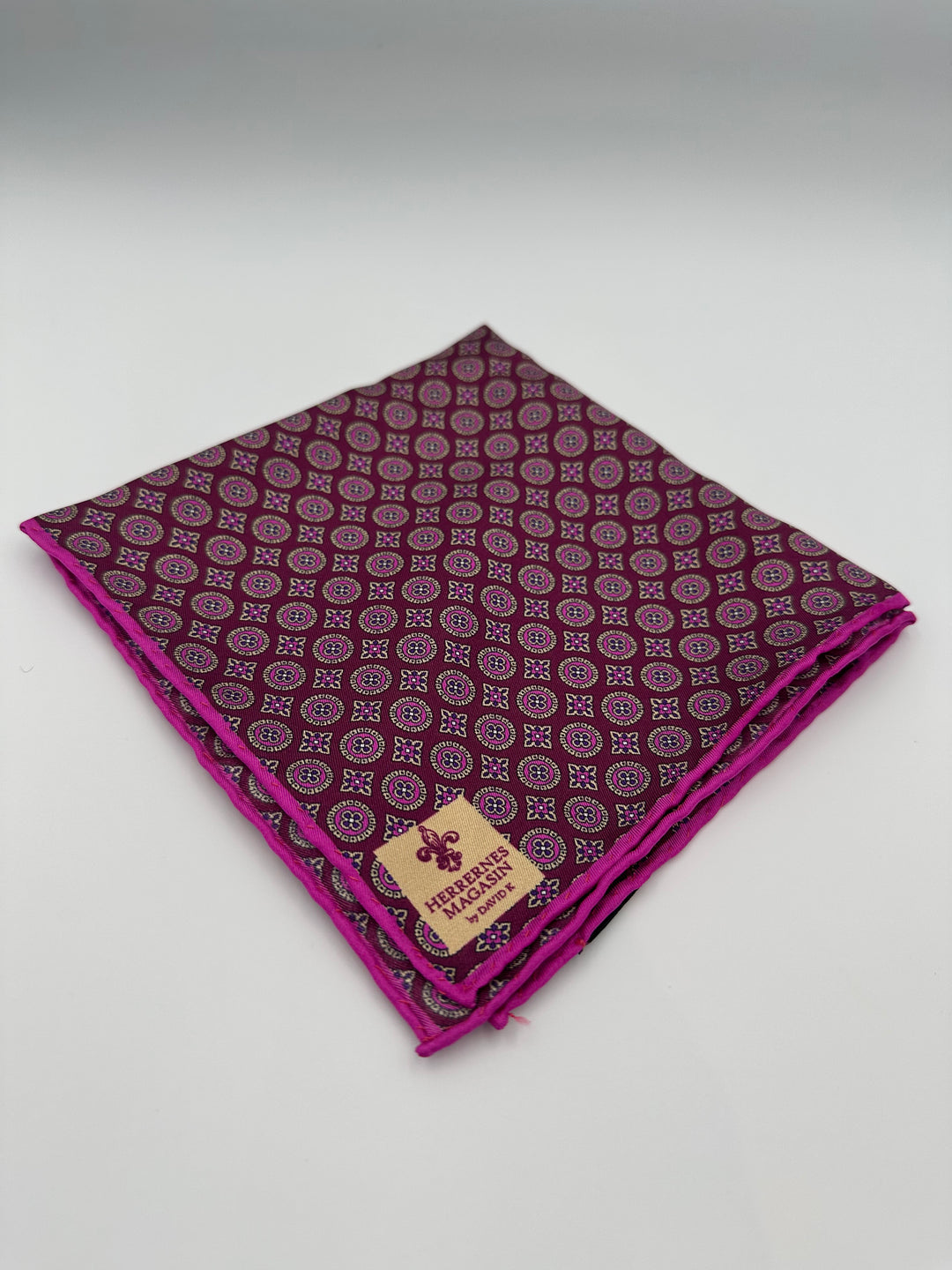 Pocket Square D.915.6.33x33