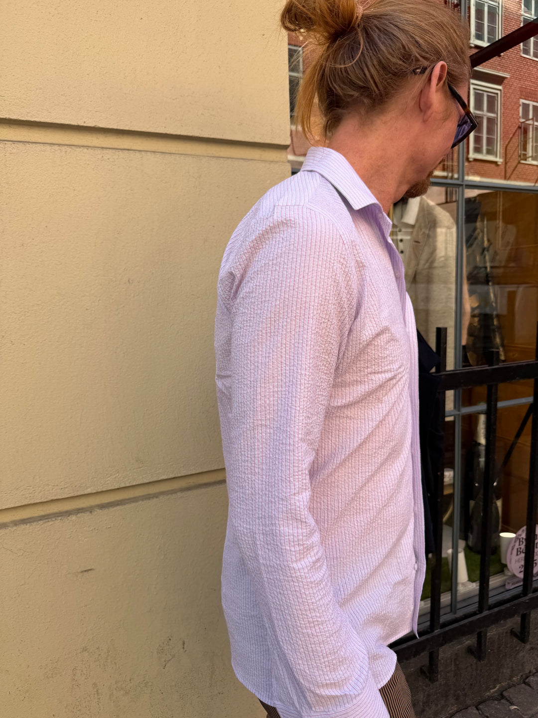 Light blue/light pink shirt with resort collar - by David K