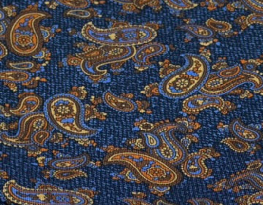 Pocketsquare i blå med brun paisley