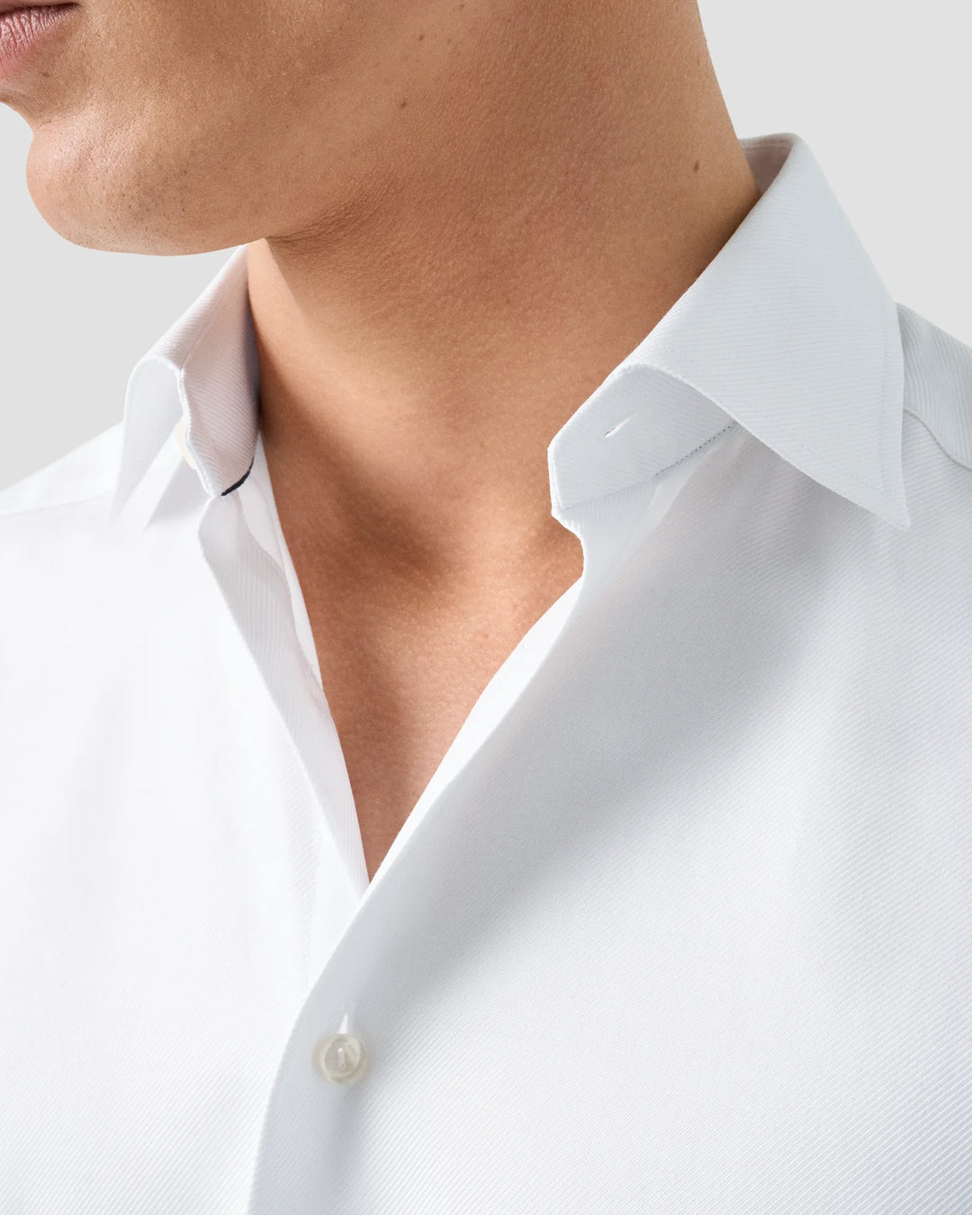 Hvid tekstureret twill herreskjorte db. manchet - slim fit