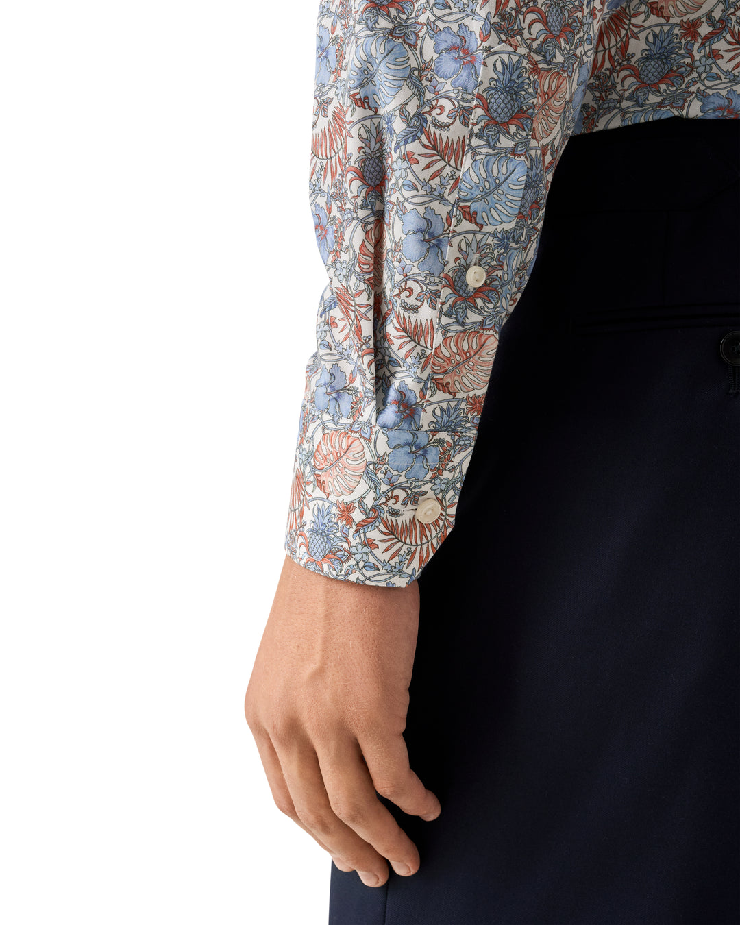 Blomstret herreskjorte i rød, blå nuancer - Slim Fit