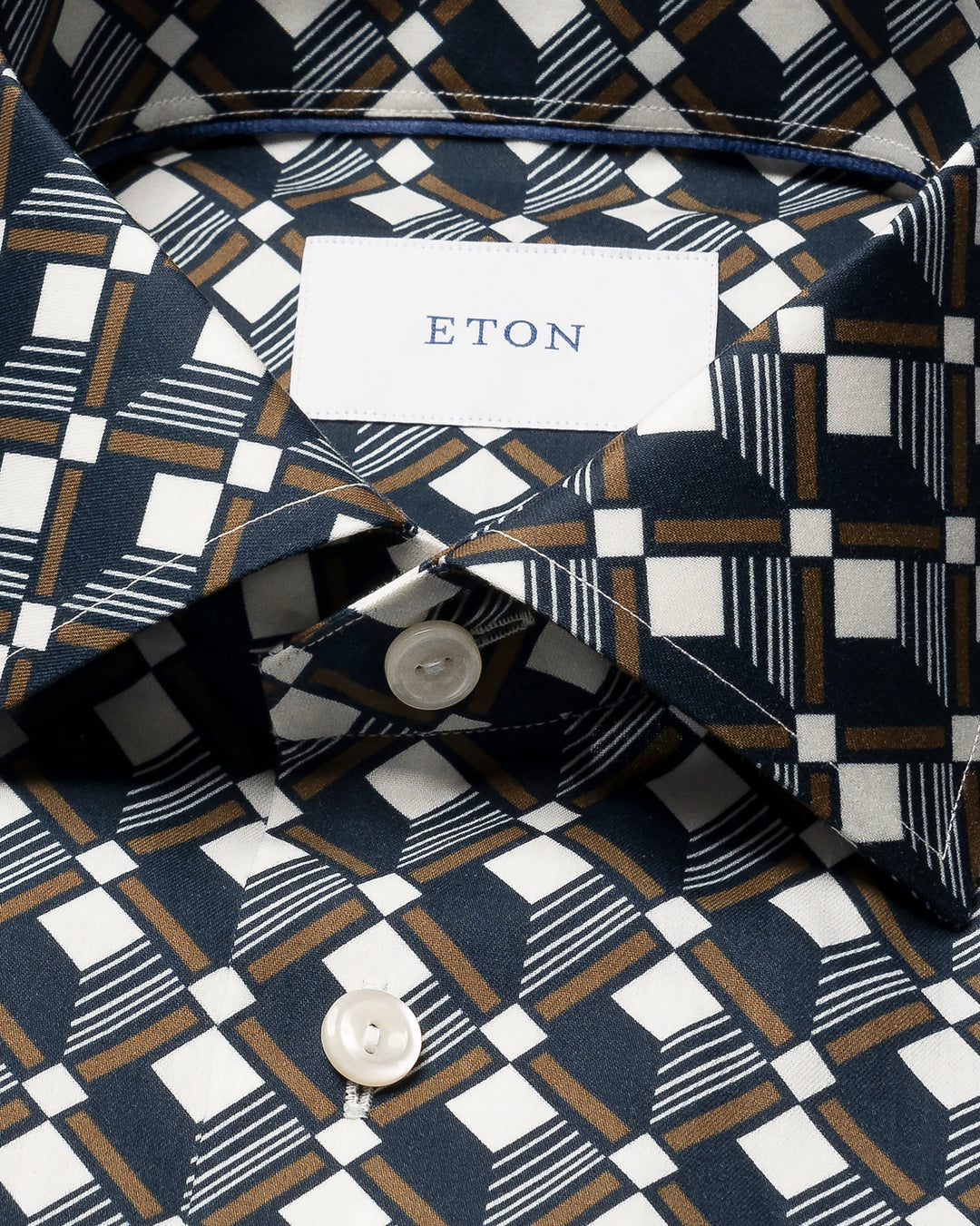 Eton shirt with Geometric 3D pattern and Cutaway collar